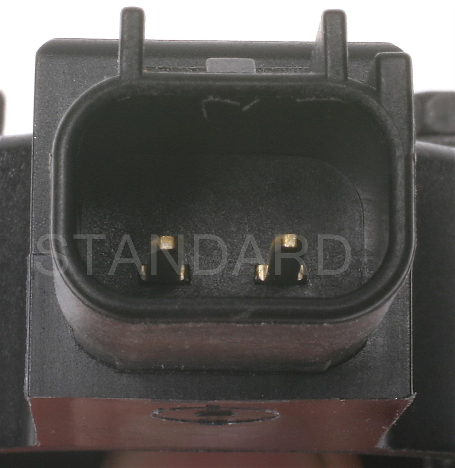 Standard Motor Products PC321 Camshaft Sensor | Autoplicity