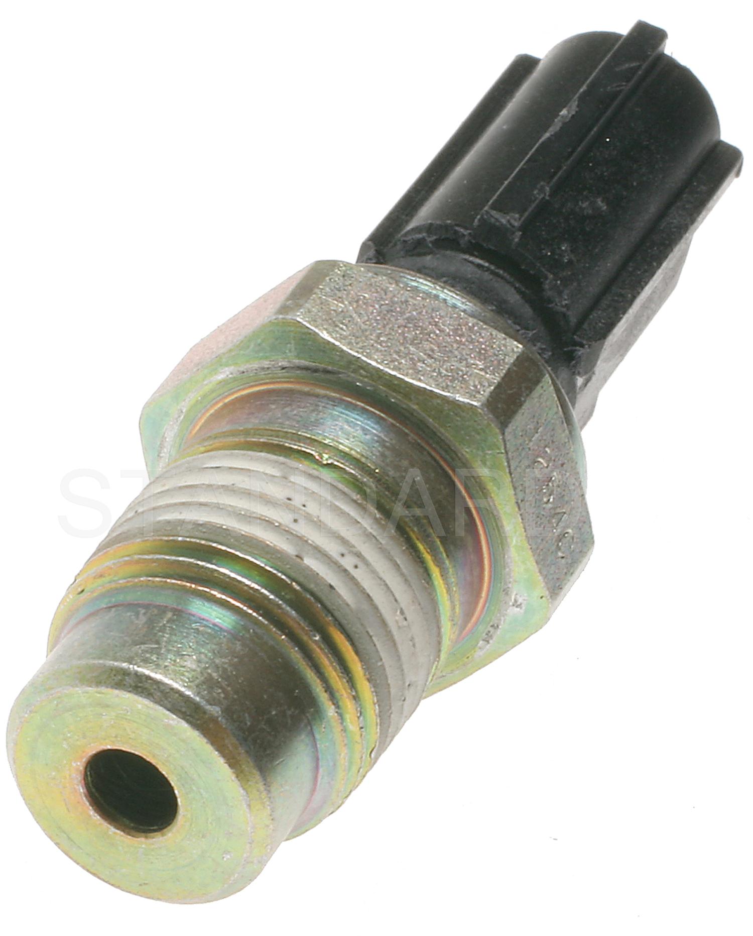 Standard Motor Products PS173 Oil Pressure Sender Switch - Replacement Part
