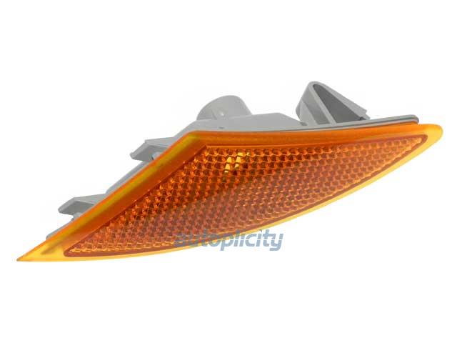 Genuine Mercedes-Benz R350 Left Front Parking Lamp Position Light 251 820 09 56 New