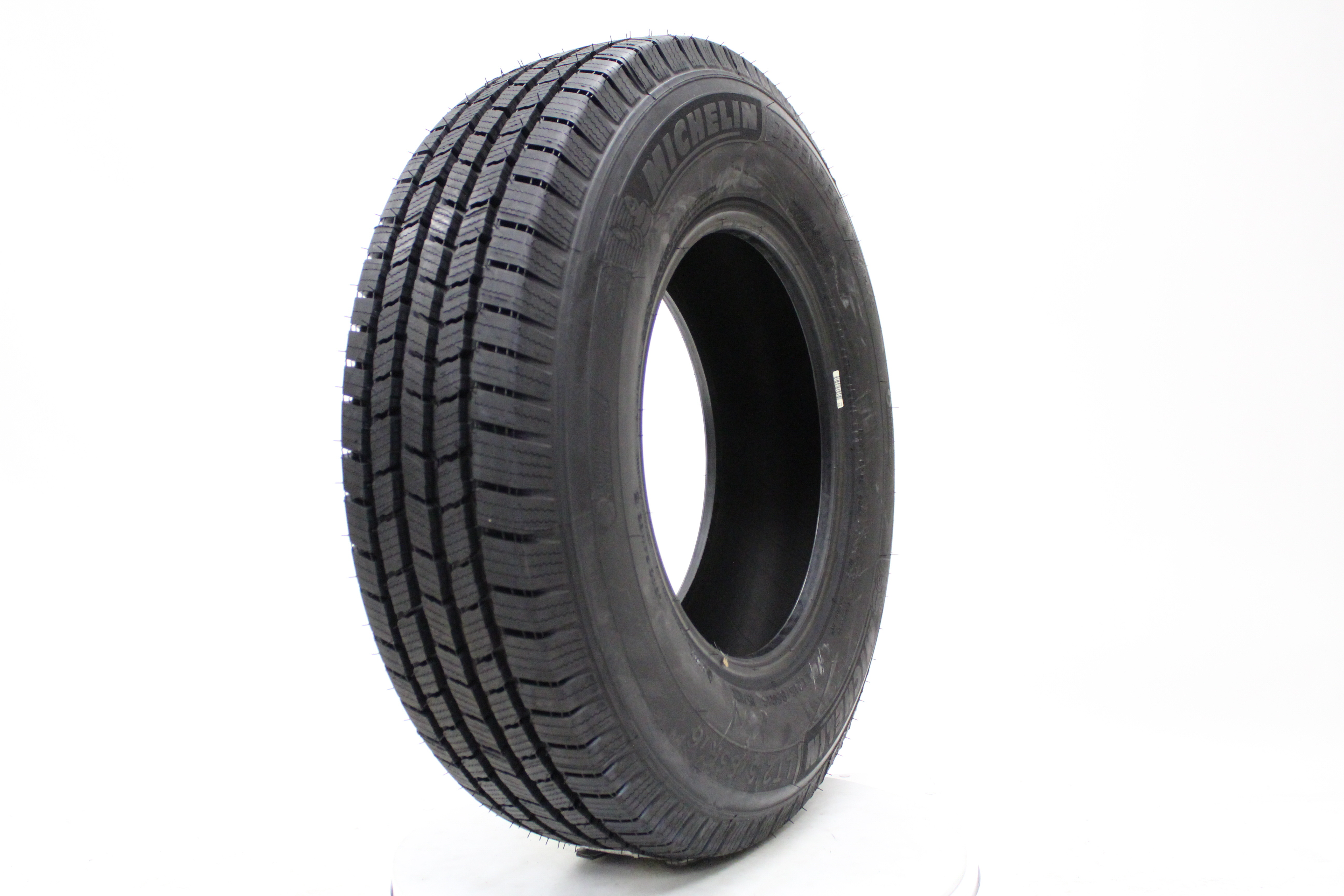 Michelin 1391450101 Michelin Tires 1391450101 The Michelin Defender Ltx M/s Is An AllSeason