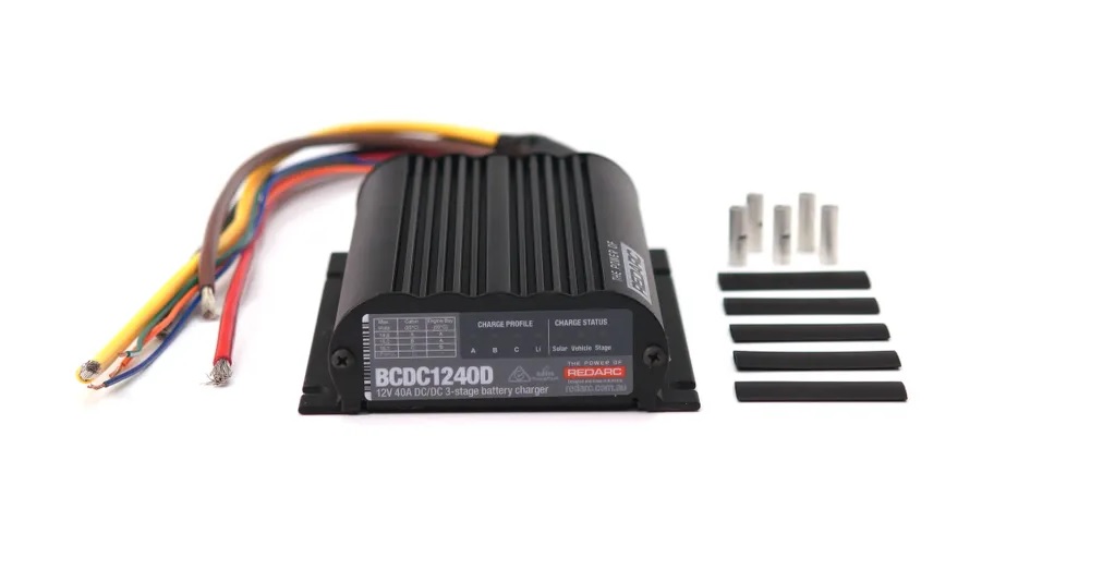 REDARC BCDC1240D DUAL INPUT 40A INVEHICLE DC BATTERY CHARGER Autoplicity