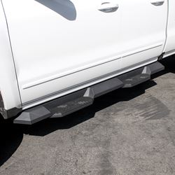 Picture of Westin HDX Xtreme Nerf Step Bars