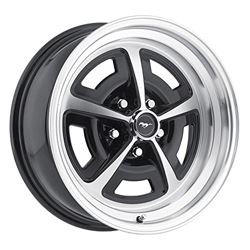 Picture of Drake Off Road LW50-70854A Legendary Magnum 500; Size 17x8; Bolt Pattern 5x4.5 In.; Back
spacing 4.5in.; Gloss Black/machined;