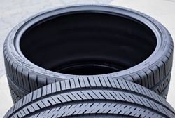 Picture of Atlas 221024269 275/40r19xl 105y Force Uhp Bw