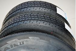 Picture of Suntek SK0009 HD Trail 2 Semi Steel Premium Trailer Radial Tire-ST215/75R14 215/75/14 215/75-14 108/103M Load Range D LRD 8-Ply BSW Black Side Wall