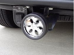 Picture of Bully CR417 Spinner Wheel Hitch Cover